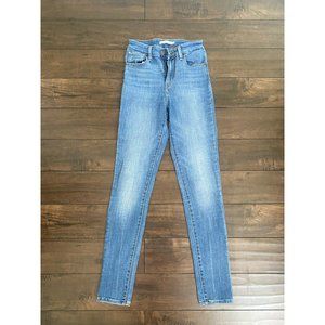 Levi's High Waist Jeans Size 26